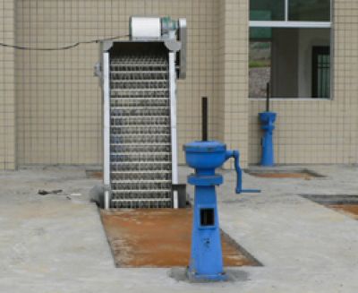閘門、啟閉機
